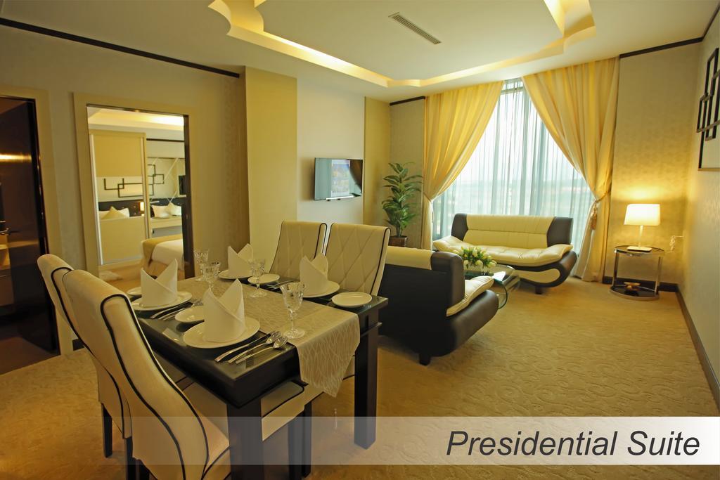Casuarina@meru Hotel 4*